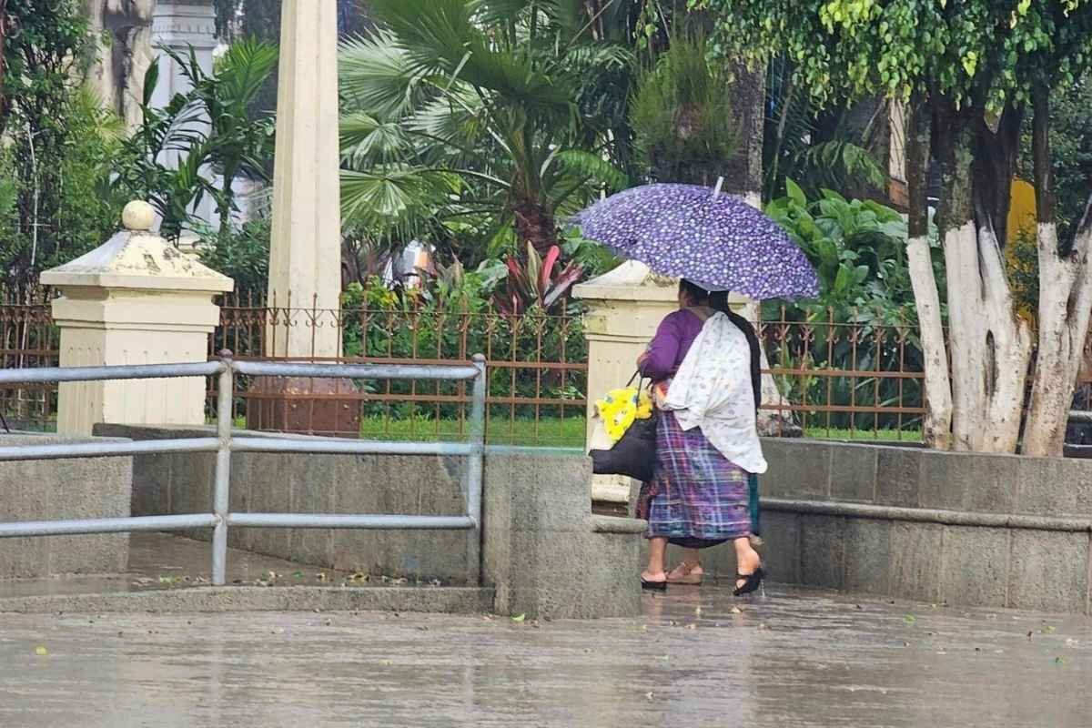 Clima para el 15 de septiembre lluvias y tormentas podrían afectar los desfiles