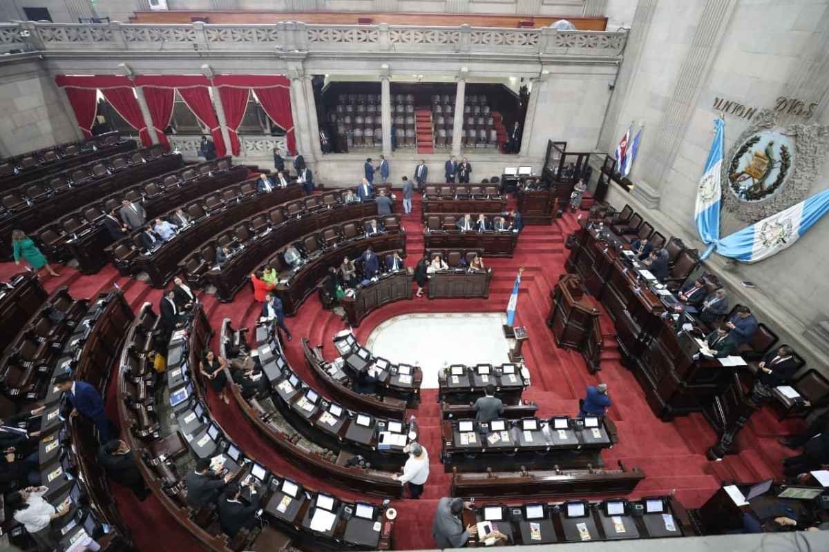 Congreso avala que Codedes retengan fondos no ejecutados