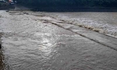 Desbordamiento del río Michatoya provoca inundaciones en Palín, Escuintla
