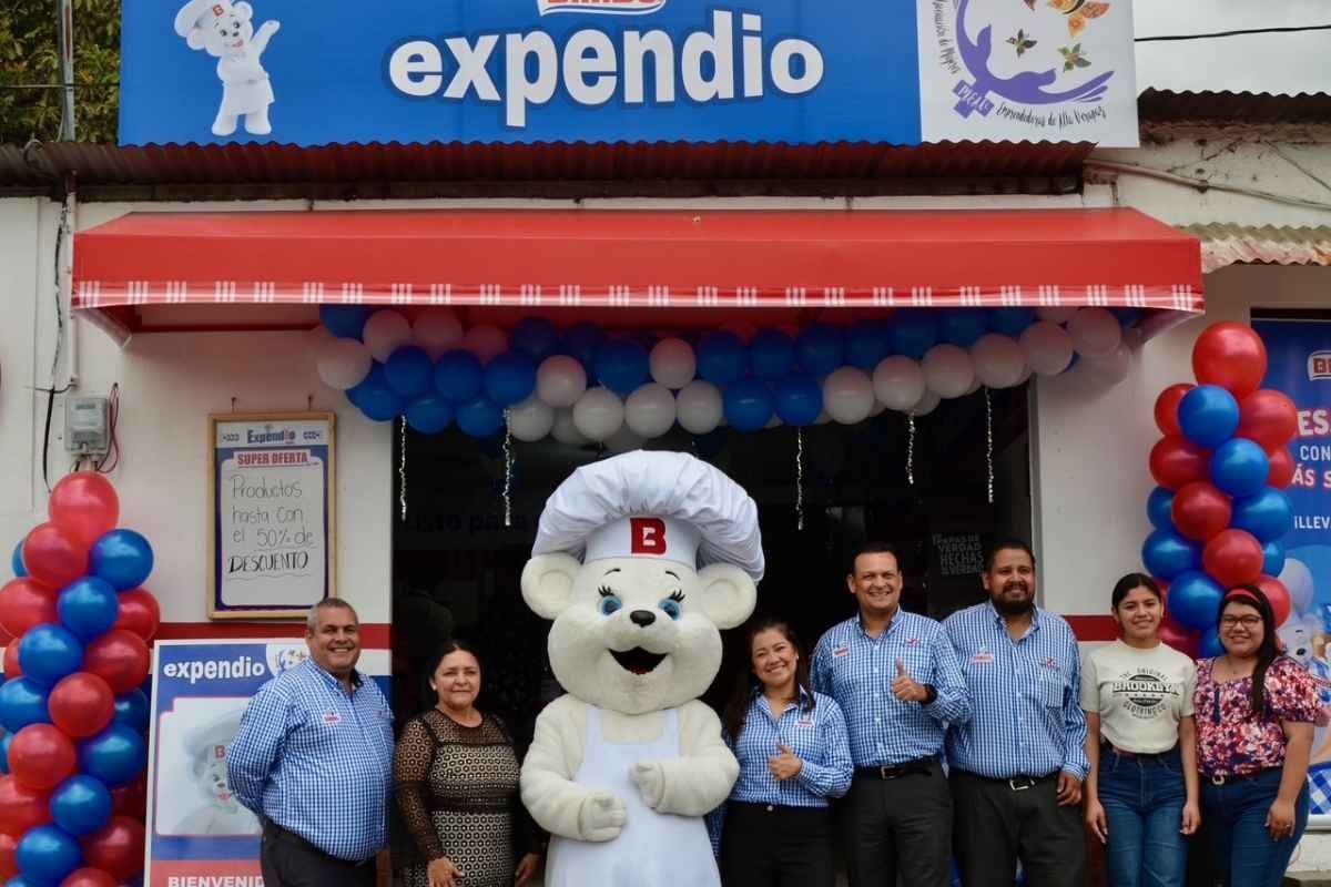 Bimbo Guatemala impulsa la independencia económica de mujeres en Cobán con nuevo expendio social