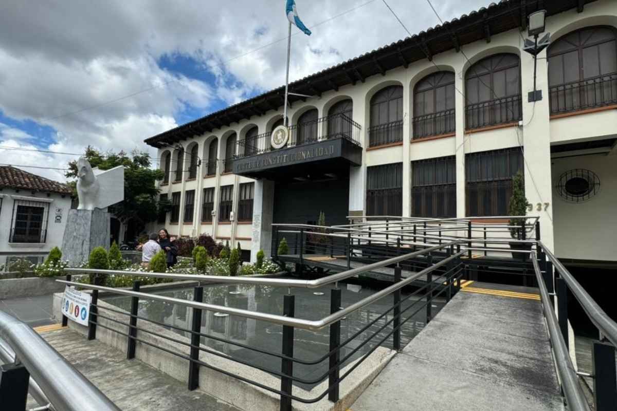 CC admite amparo por veto presidencial al Decreto 7-2025