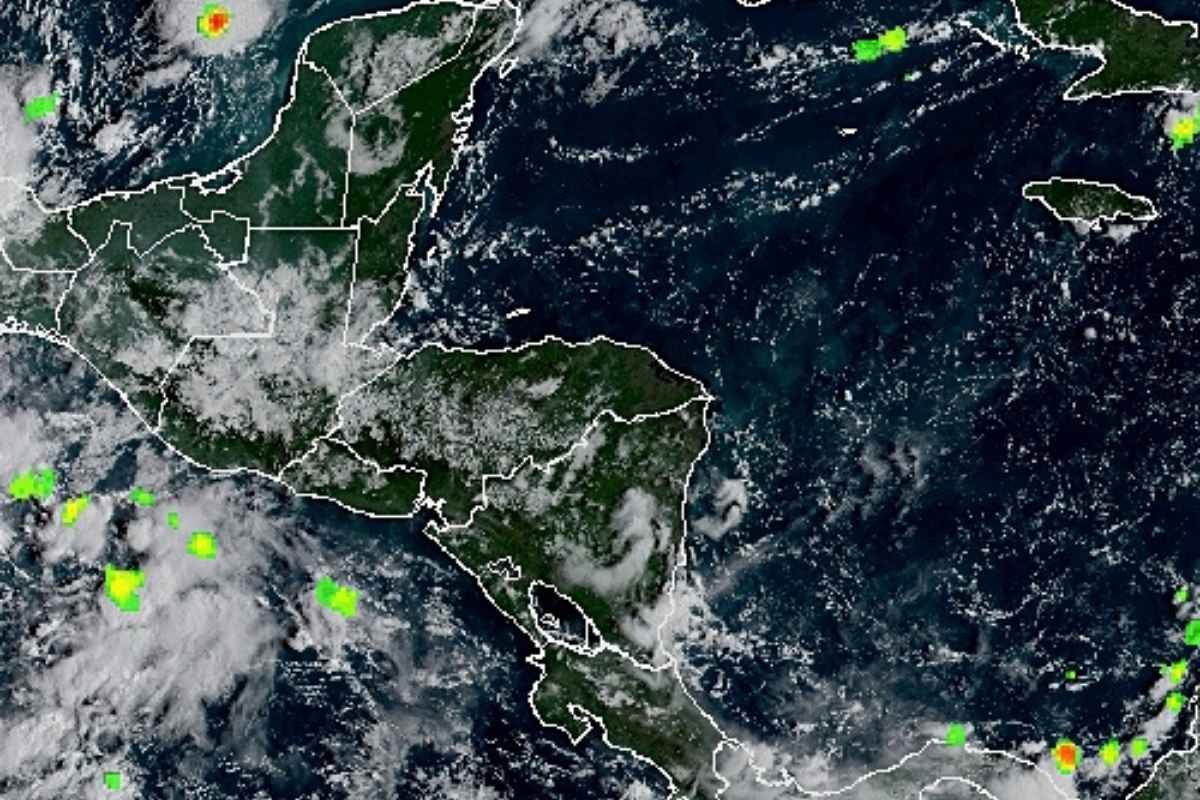 Ríos en Guatemala muestran incremento por lluvias, alerta Conred