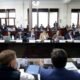 “¿Qué ganan con que me vaya” Ministro de Comunicaciones responde a diputados