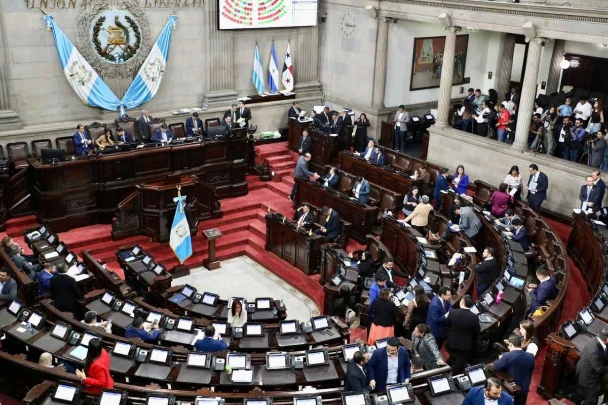 Congreso avala Presupuesto 2026 tras una sesión marcada por protestas y decisiones aceleradas