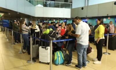Aeropuerto La Aurora se prepara para su jornada aérea más intensa