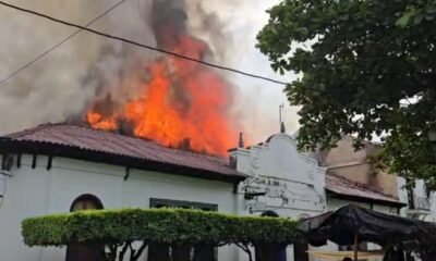 Fuego daña edificio centenario en Retalhuleu